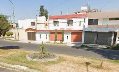 VENTA DE CASA EN LOMAS ESTRELLA IZTAPALAPA A 5 MINUTOS DE PARQUE LAS ANTENAS