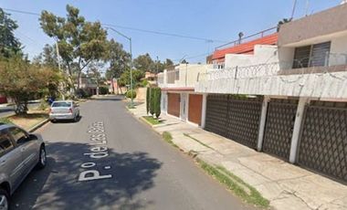 VENTA DE CASA EN LOMAS ESTRELLA IZTAPALAPA A 5 MINUTOS DE PARQUE LAS ANTENAS