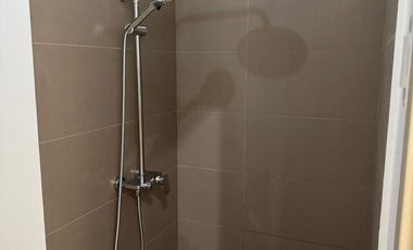 HARBOUR14XXT2: For Rent Unfurnished 1BR with Balcony in Harbour Park Residences