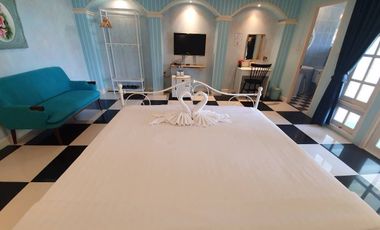 Beautiful well established resort for sale in Pai