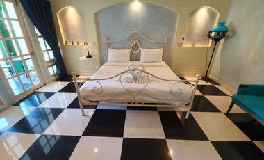 Beautiful well established resort for sale in Pai