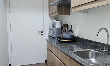 New, Furnished condo with FREE WI-FI for Rent near DLSU, PGH, UP Manila, LRT, MOA, Makati