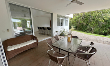 Casa en el exclusivo condominio santa teresita