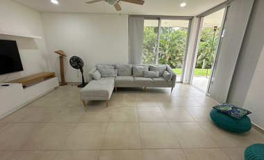 Casa en el exclusivo condominio santa teresita