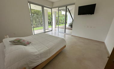 Casa en el exclusivo condominio santa teresita