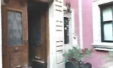 Casa Residencial en Avenida Francisco Sosa Santa Catarina Coyoacan CDMX/ Adjudicacion Bancaria