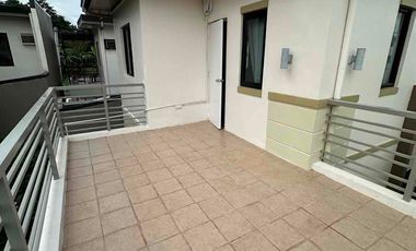 3 Bedrooms, 2 toilet & bath high-ceiling living area / house & lot for sale in bulacan