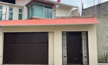 Chilpancingo Casa En Venta Con Diseño Arquitectónico De Dos Niveles