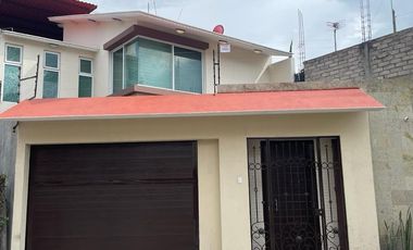 Chilpancingo Casa En Venta Con Diseño Arquitectónico De Dos Niveles