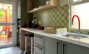 VENDO LODGE HOSTERIA MINDO FUNCIONANDO COMPLETAMENTE