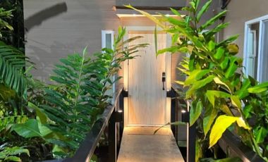 VENDO LODGE HOSTERIA MINDO FUNCIONANDO COMPLETAMENTE