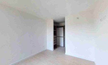 Apartamento en venta con parqueadero propio y ascensor en Azul Celeste Ciudadela la prosperidad Madrid 3 hab 2 baños sala-comedor y cocina