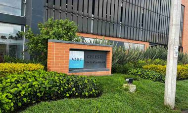 Apartamento en venta con parqueadero propio y ascensor en Azul Celeste Ciudadela la prosperidad Madrid 3 hab 2 baños sala-comedor y cocina