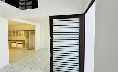 CASA NUEVA, CON ALBERCA, A 5 MIN. DE PLAZA ATRIOS, CUAUTLA, MOR
