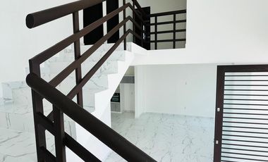 CASA NUEVA, CON ALBERCA, A 5 MIN. DE PLAZA ATRIOS, CUAUTLA, MOR