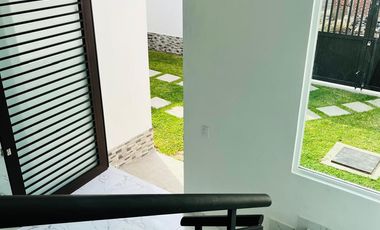 CASA NUEVA, CON ALBERCA, A 5 MIN. DE PLAZA ATRIOS, CUAUTLA, MOR
