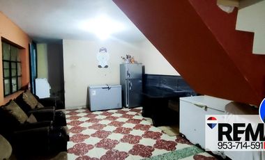 SE VENDE CASA COMO TERRENO EN SAN JUAN DE MIRAFLORES