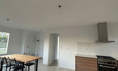 MODERNA CASA EN VILLA ARCADIA A ESTRENAR