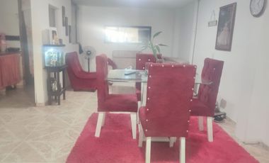 venta casa 2 plantas con terraza, balcón, hermosa vista