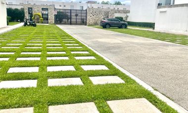 CASA EN VENTA, 4 RECAMARAS, LOS PRADOS, OACALCO, MORELOS.