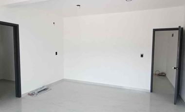 Casa en venta con Recámara en planta baja Col Plan de ayala zona sur pte de la ciudad