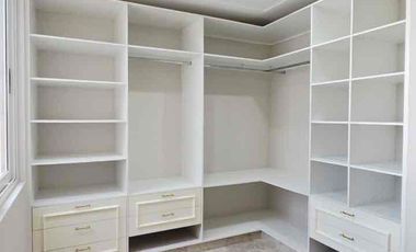 Casa en venta con recámara en planta baja Residencial Puerta de hierro zona sur pte de la ciudad