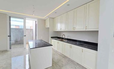 Casa en venta con recámara en planta baja Residencial Puerta de hierro zona sur pte de la ciudad