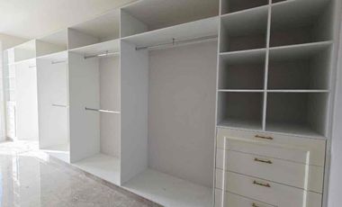 Casa en venta con recámara en planta baja Residencial Puerta de hierro zona sur pte de la ciudad