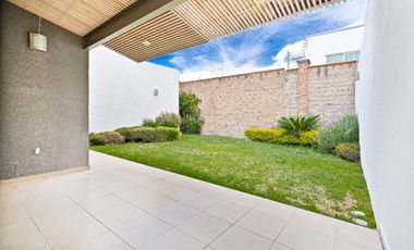 Casa de un piso EN RENTA, fraccionamiento Jardines del Campestre, León, Guanajuato