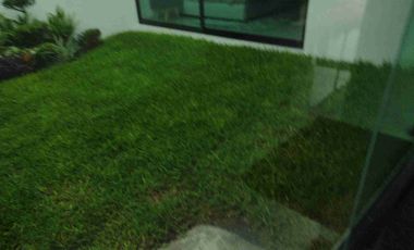 INVIERTE INTELIGENTE! PLUSVALIA GARANTIZADA AMPLIA CASA EN FRACCIONAMIENTO PRIVADO CON AMPLIAS ÁREAS VERDES