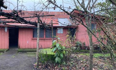 Vendo Casa con amplio Terreno  Avenida Perales Yumbel