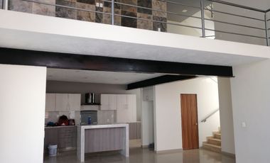 Se vende preciosa casa en condominio