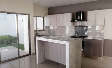 Se vende preciosa casa en condominio