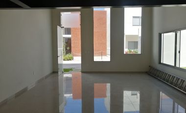 Se vende preciosa casa en condominio