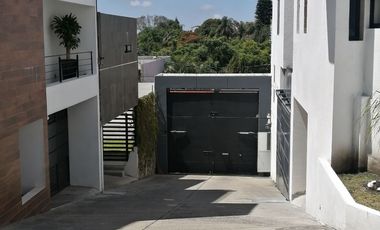 Se vende hermosa casa en la zona dorada de Cuernavaca