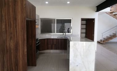 Se vende hermosa casa en la zona dorada de Cuernavaca