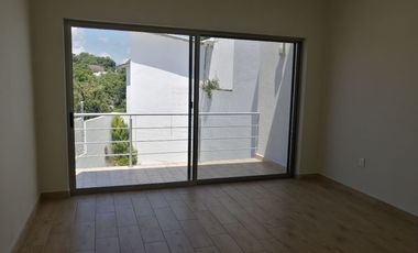 Se vende hermosa casa en la zona dorada de Cuernavaca