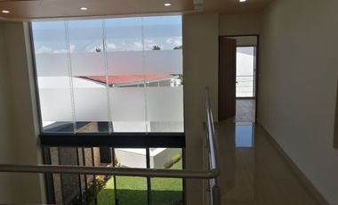 Se vende hermosa casa en la zona dorada de Cuernavaca
