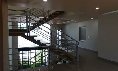 Se vende hermosa casa en la zona dorada de Cuernavaca