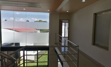 Se vende hermosa casa en la zona dorada de Cuernavaca