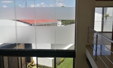 Se vende hermosa casa en la zona dorada de Cuernavaca