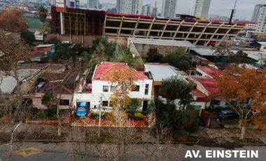 Gran Terreno con Casa – Av. Einstein 1270–1272, Independencia 837 m² de terreno