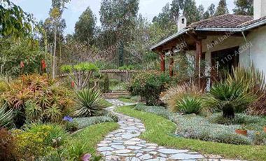 Casa campestre amplia estilo norteamericano en venta