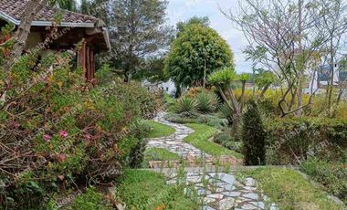 Casa campestre amplia estilo norteamericano en venta