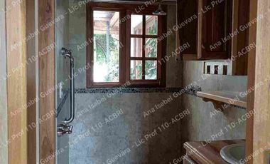 Casa campestre amplia estilo norteamericano en venta