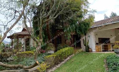 Casa campestre amplia estilo norteamericano en venta