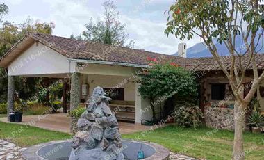 Casa campestre amplia estilo norteamericano en venta