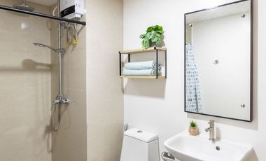 Perfect for Partners & Families | 2BR Loft