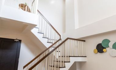 Perfect for Partners & Families | 2BR Loft