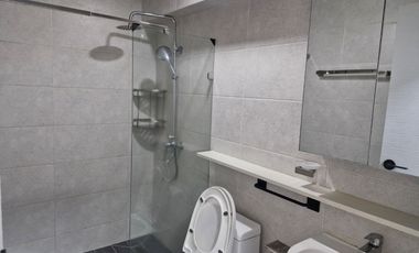 Studio Condo Unit for Rent and Sale  in Clark Freeport Zone Pampanga.